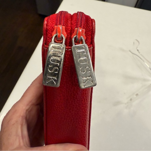 TUSK NEW YORK Women’s Wallet Double Zip Madison Red Pebbled Leather - Picture 15 of 15